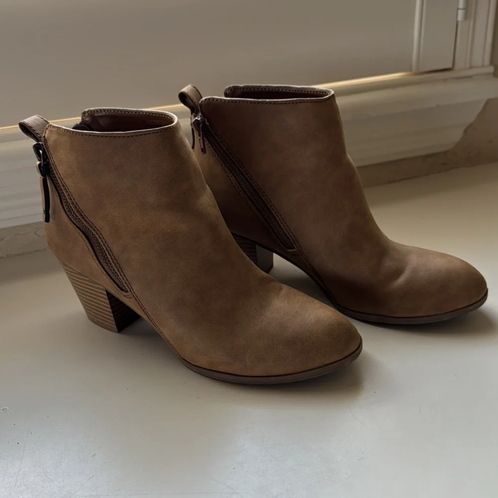 Express Brown Suede Ankle Booties with Western Flair